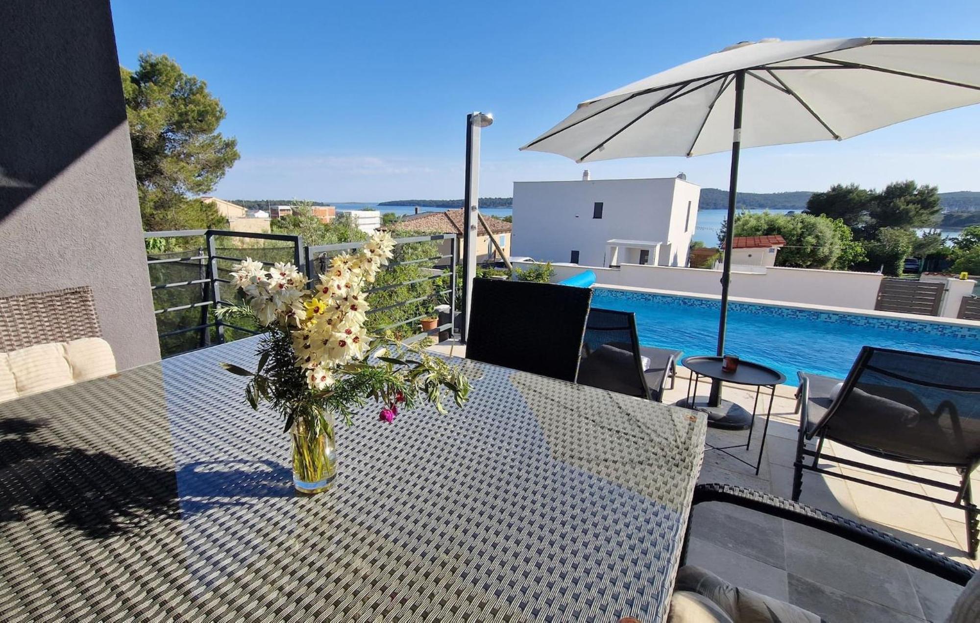 Villa Pura Vida With Sea View Πούλα Εξωτερικό φωτογραφία