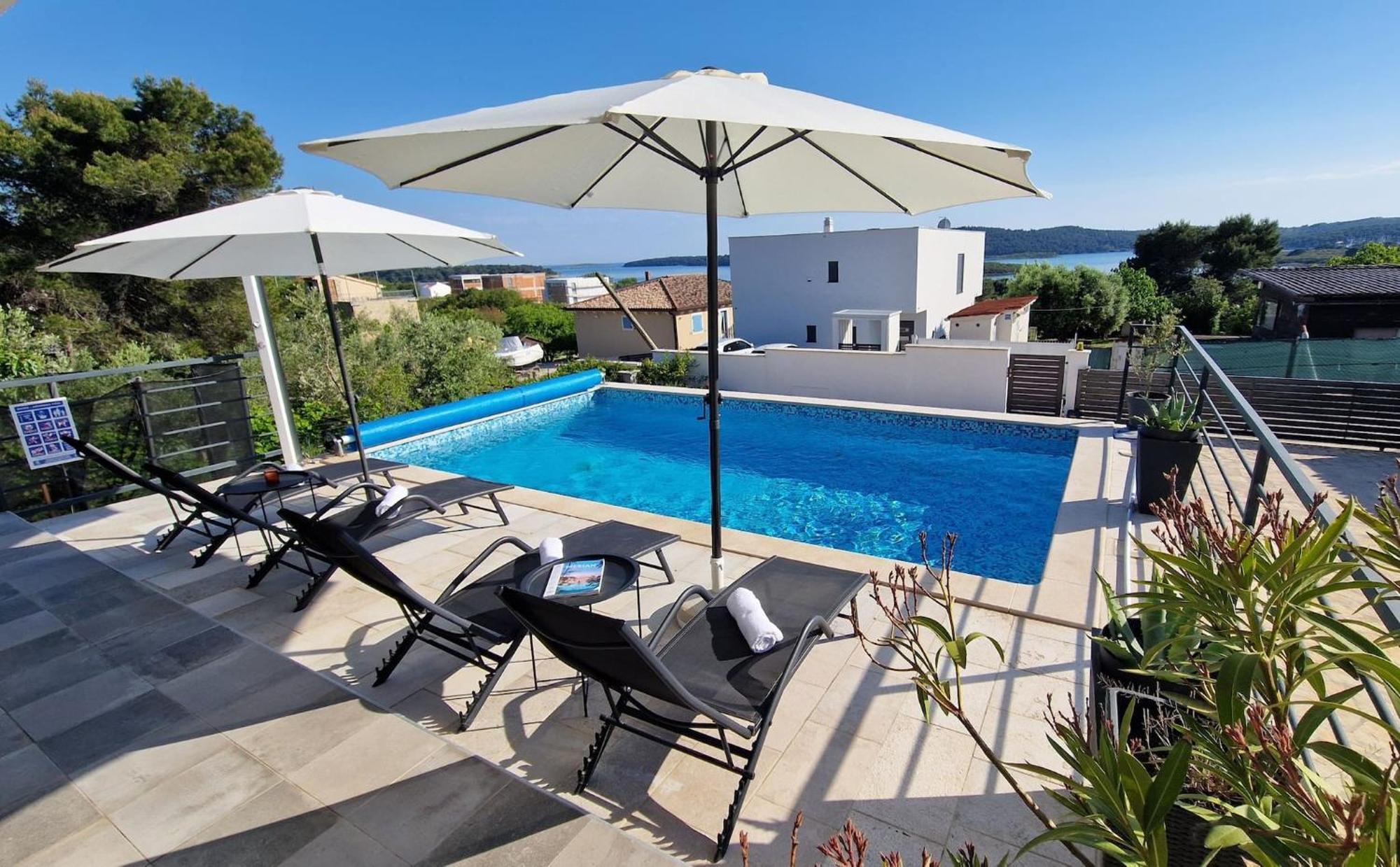 Villa Pura Vida With Sea View Πούλα Εξωτερικό φωτογραφία